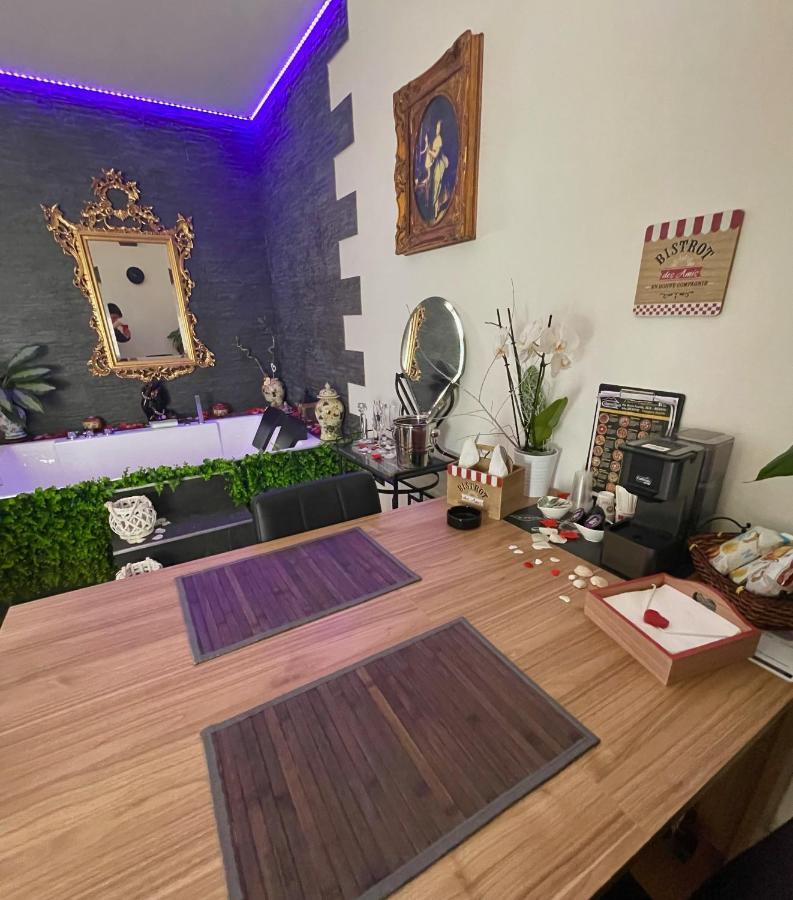 Palmina'S Apartments 브린디시 외부 사진