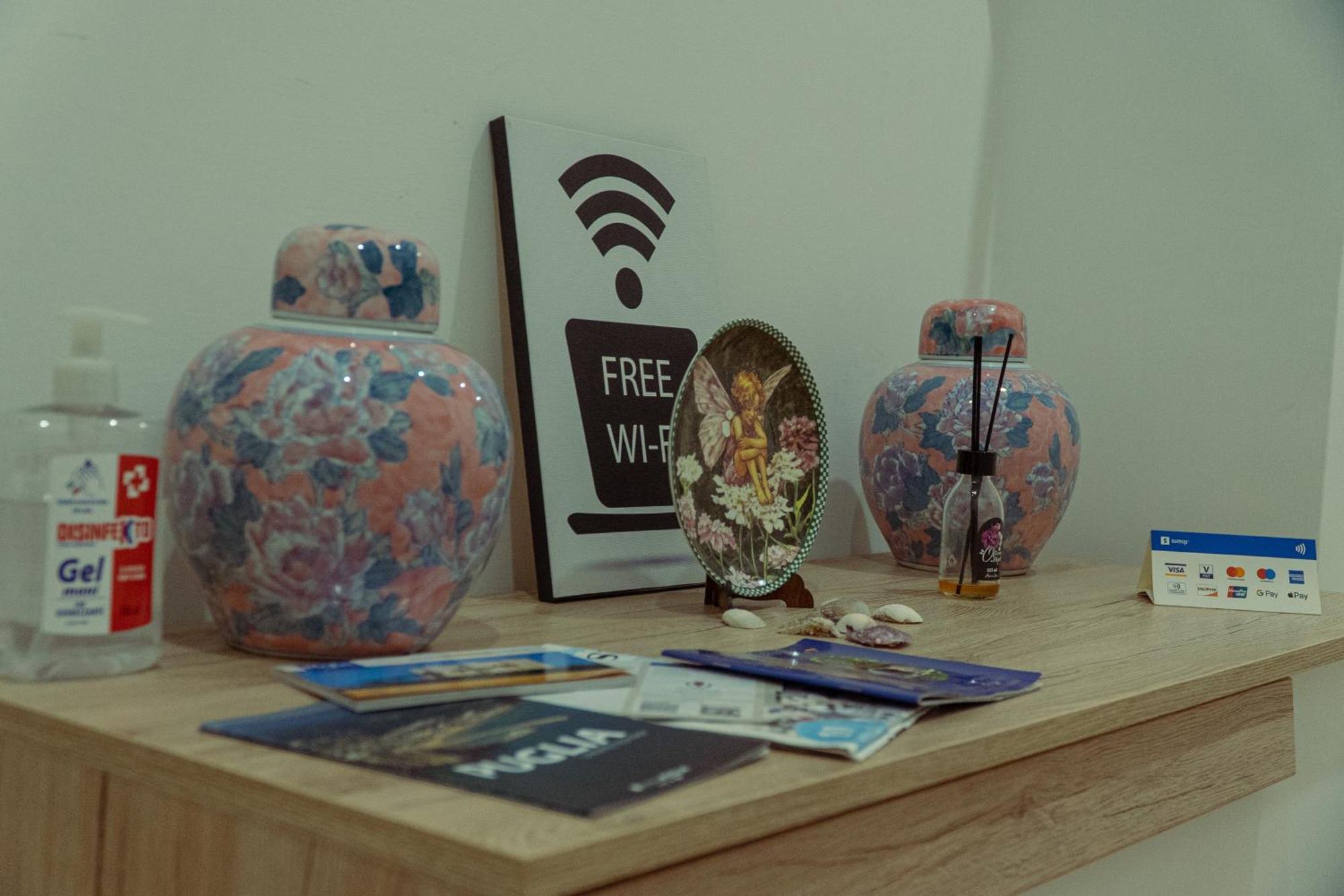 Palmina'S Apartments 브린디시 외부 사진