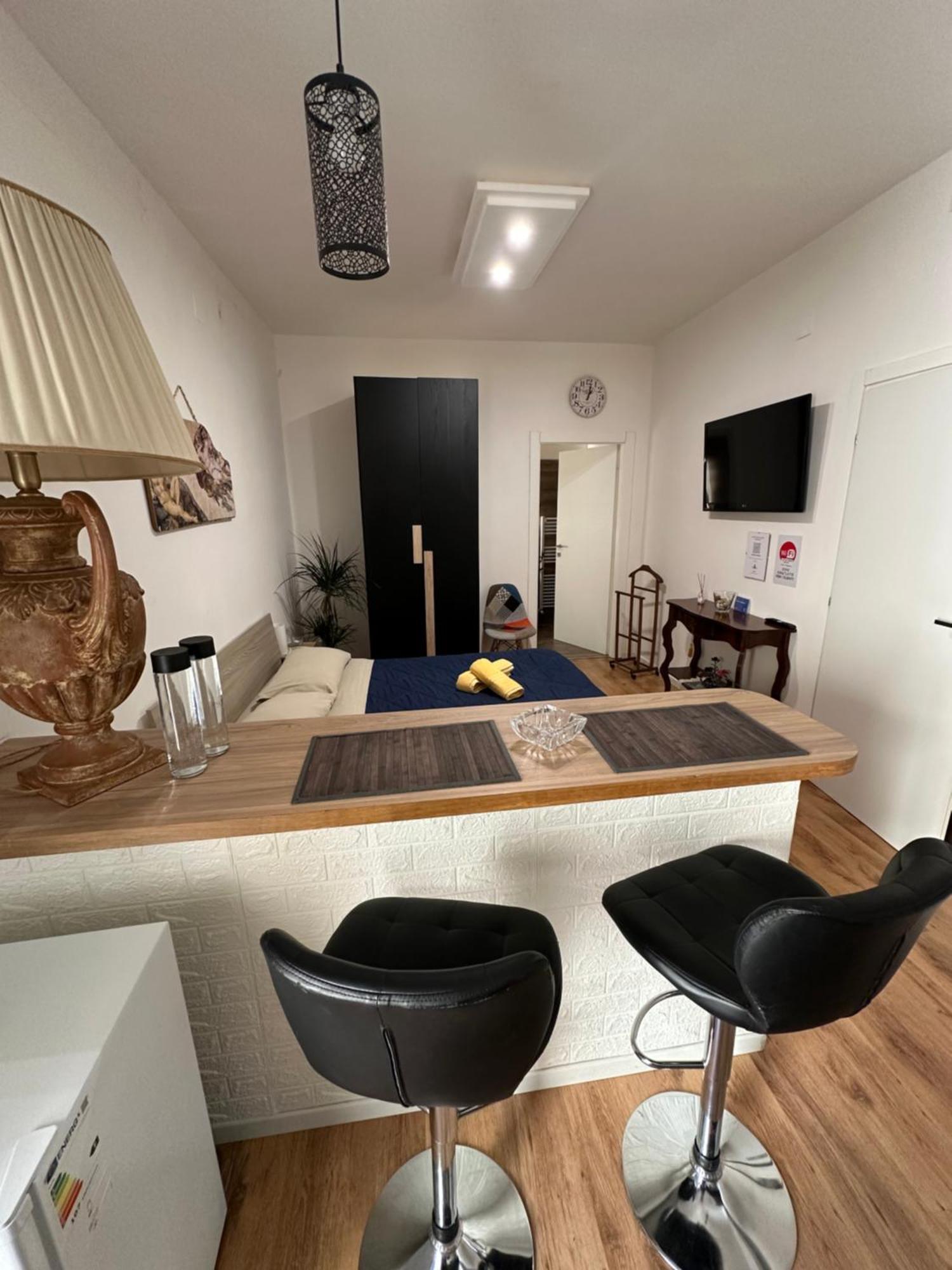 Palmina'S Apartments 브린디시 외부 사진