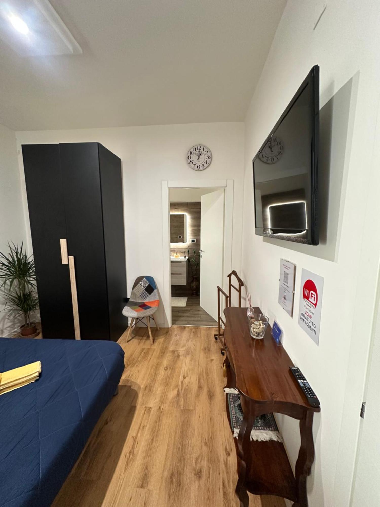 Palmina'S Apartments 브린디시 외부 사진